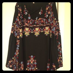 Cross Lace Black and Floral Print Plus Size Dress